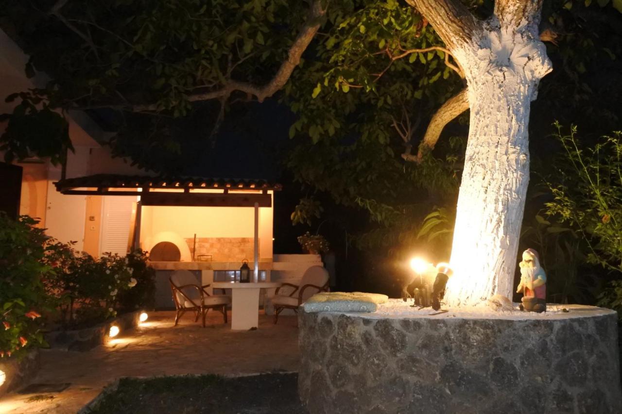Mina'S Serene Garden House Kontokali Luaran gambar